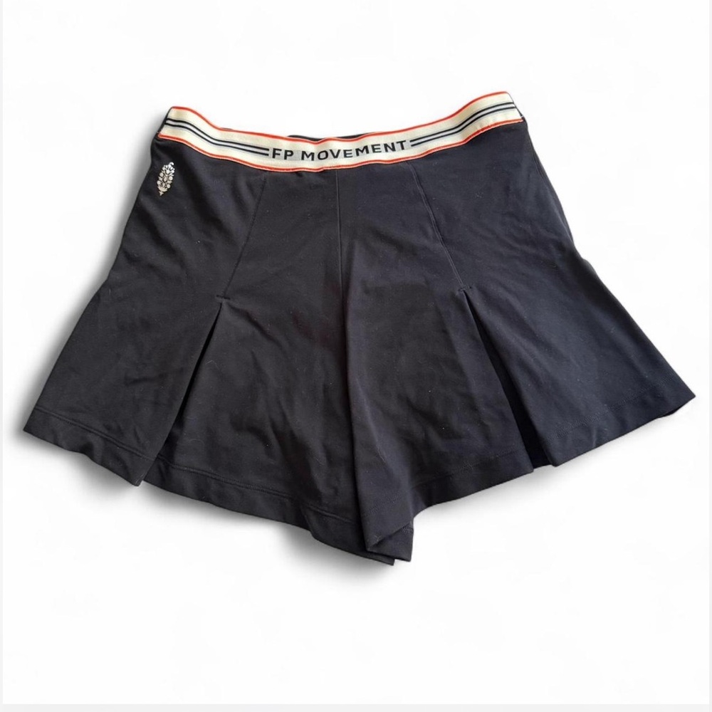NWOT Free People FP Movement Pleated Shorts